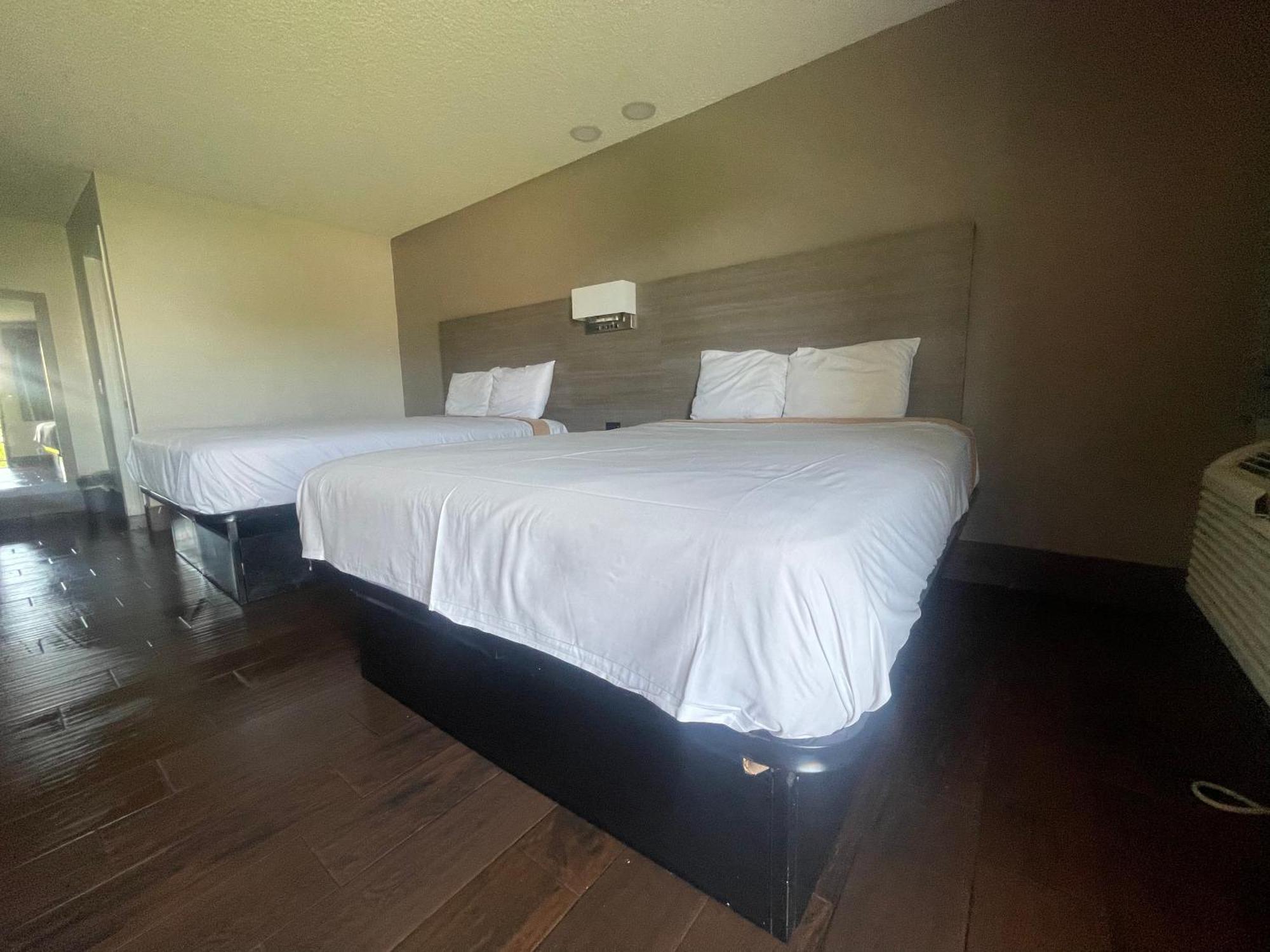 Simplestay Suites - Downtown ซานเบอร์นาร์ดิโน ภายนอก รูปภาพ